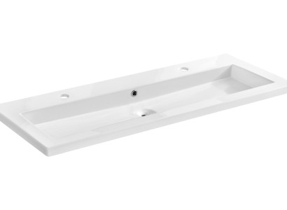 Kaksinkertainen keramiikkapesuallas valkoisella kaapilla