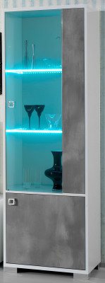 Moderni ja ylellinen lasivitriini