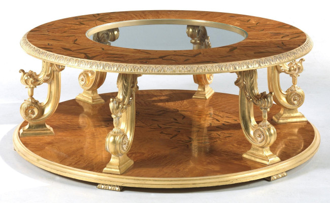 Massiivinen puinen olohuonepöytä