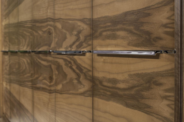 Ruskea verhoiltu hotellihuonekalu 4 osaa