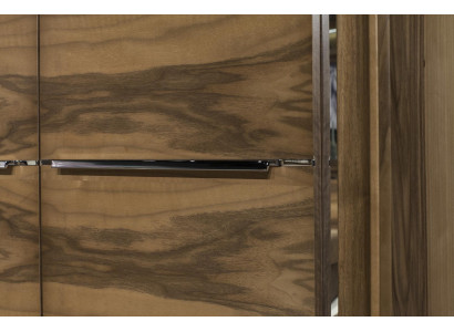 Luksuskaappi, 277 cm, 6 ovea ja suuri säilytystila