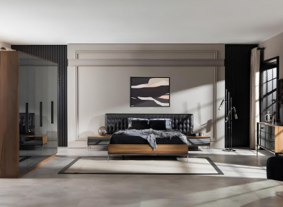 Mustan ja ruskean makuuhuoneen ylelliset hotelliyöpöydät