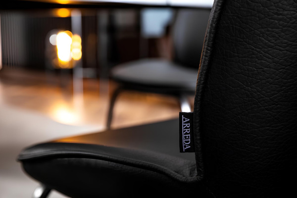 Loft-pöytä ja 4 tuolia