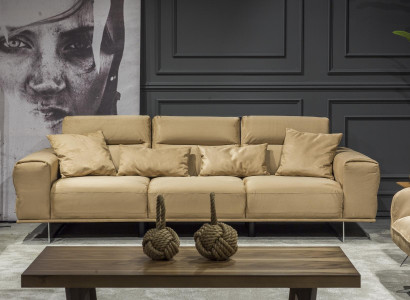 3+1 paikkainen sohvasetti pöydällä