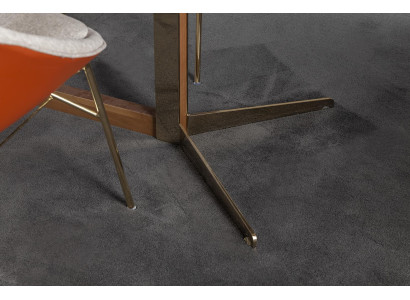 Moderni, ylellinen ja mukava valkoinen ruokapöytä