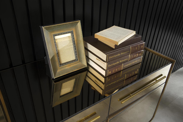 6 tuolin ja pöydän setti