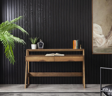 Uuden mukavan säilytystilan omaava ylellinen konsolipöytä puusta