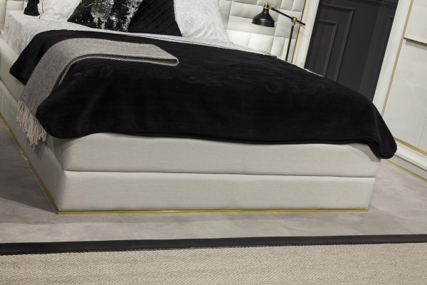 Makuuhuoneen huonekalut valkoiset kultaiset sängyt yöpöydät 4 osaa