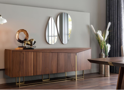 9-osainen ruskea ruokapöytä, tuolit ja lipasto