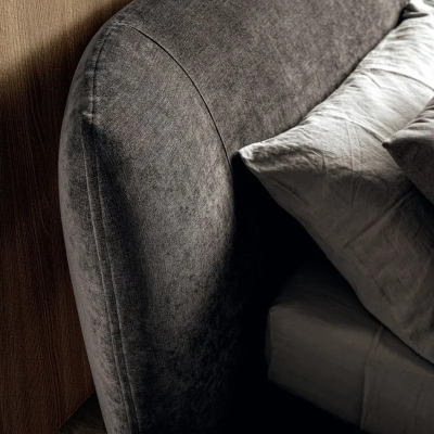 Moderni verhoiltu sänky ylellisessä tyylissä