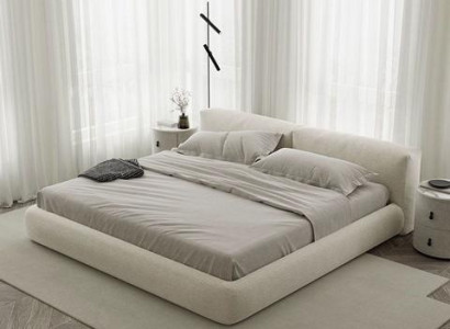 Tyylikäs harmaa verhoiltu sänky modernilla designilla