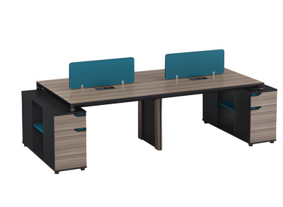 Tiimi Multipeople jaettu toimistopöytä