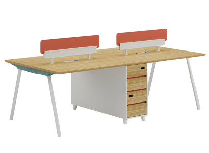 Työpöytä työryhmälle, yhteinen pöytä useille henkilöille