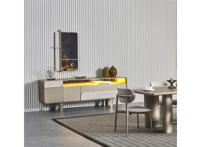 Tyylikäs beige puukonsoli peilillä