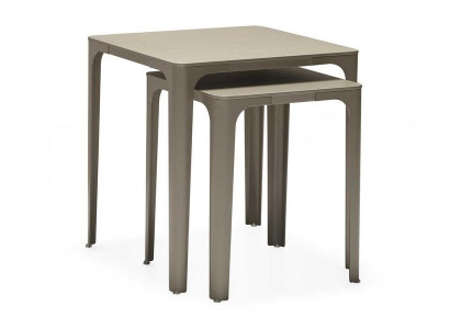 Moderni ja tyylikäs beige puupöytä