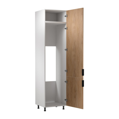 Integroitu jääkaappikaappi keittiössä