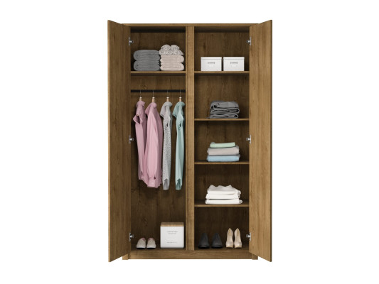 Kankainen vaatekaappi peilillä