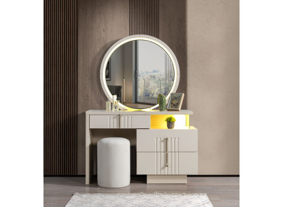 Tyylikäs meikkipöytä peilillä