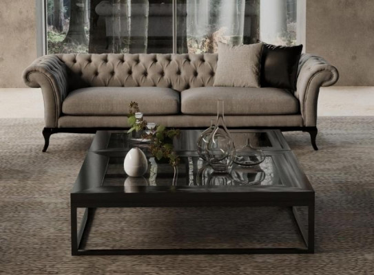 Moderni sohva kolmelle, muotoilun kauneus, mukavuus