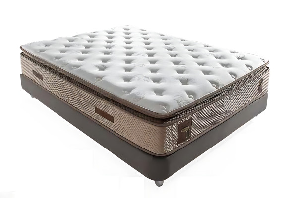 Tyylikäs beige sänky tekstiili- ja puupatjalla