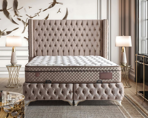 Tyylikäs sänky tekstiilipatjalla beige