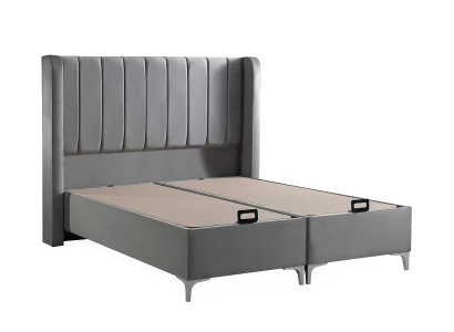 Tyylikäs harmaa sänky tekstiili- ja puupatjalla