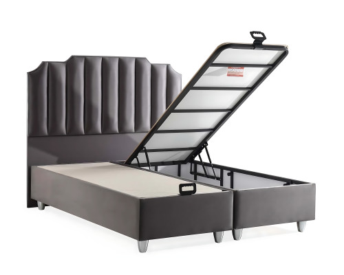 Tyylikäs harmaa sänky tekstiili- ja puupatjalla