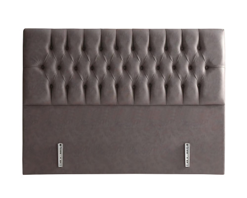 Sängyn pehmeä muotoilu patjan kanssa luo pehmeän tunnelman.