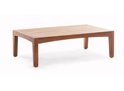 Akcentin muotoiltu matala pöytä kodissasi