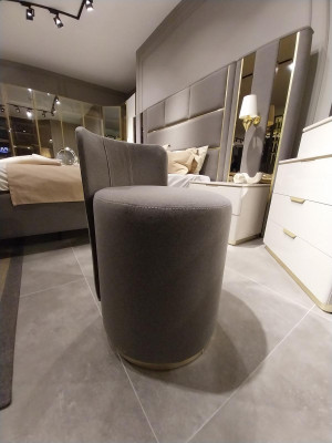 Sohvan muotoilu Kolmen hengen sohva Tyyny 3-paikkainen sohva Huonekalut Beige Kangassohvat