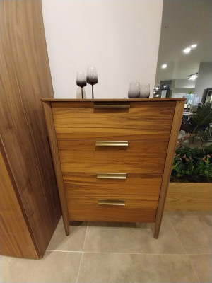 Luxus makuuhuoneen lipasto 4 laatikolla puinen kaappi design huonekalut puu uusi