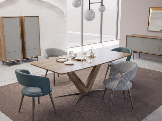 Ruokailuryhmä 9 osaa Pöytä Kompletti Tuolit 4x Puu Sideboard Uusi Puukaappi