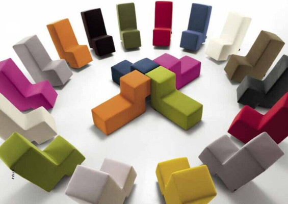 Hocker Ottoman Chaise Lounge -istuinsohva olohuonekaluste pehmustetuin jaloin Italiasta