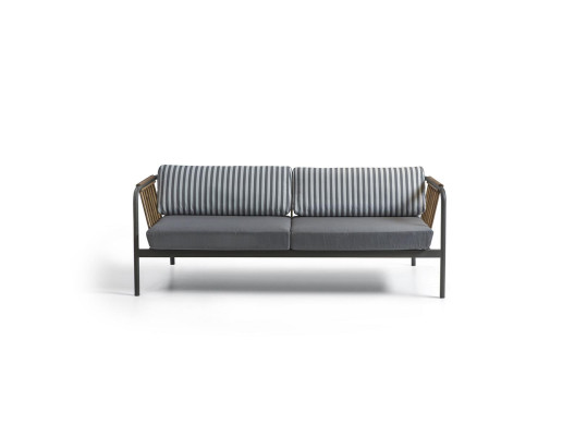 Luxussofa Design Kolmiohjonen Moderni sohu Huonekalut Pehmusteet Upholsteroidut huonekalut