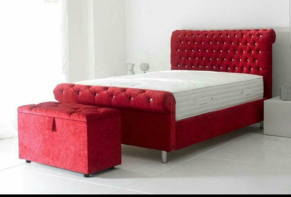 Chesterfield Hotellin Kaksoisnahka Sänky Makuuhuoneen Tyynyt Luksussängyt 200x200cm