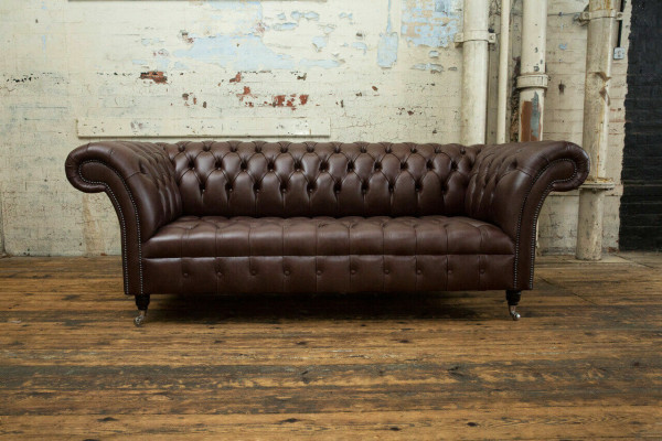 Ruskea Chesterfield-sohva Luxus-tyylinen istuinkalusto Designer-tyynyvaippa sohva