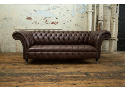 Ruskea Chesterfield-sohva Luxus-tyylinen istuinkalusto Designer-tyynyvaippa sohva