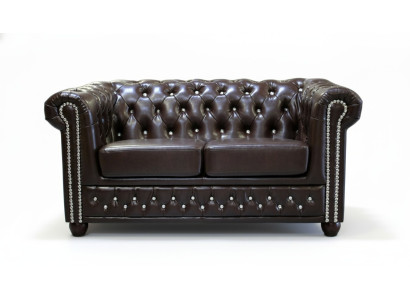 Klassinen hieno kaksipaikkainen Chesterfield-huonekalu tekstiilisohva design ruskea