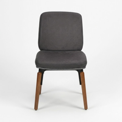 Harmaa ruokailutuoli Moderni puinen tuoli Designer pehmustettu istuin Huonekalut