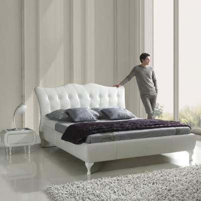 Bett Chesterfield - Tyynyvetoisen sängyn luksusmalli, kaksoismakuuhuoneen design-sänky, uusi sänky